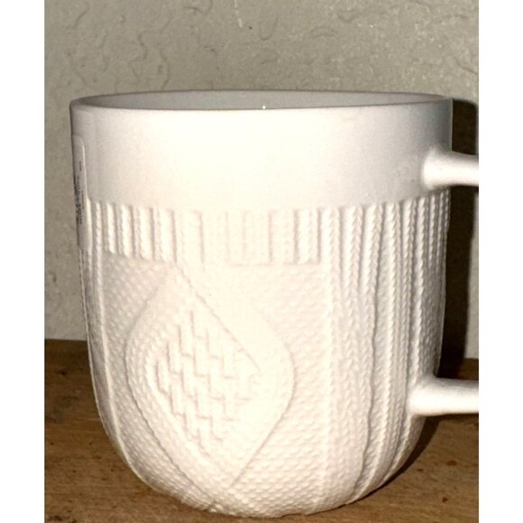 Modern Gourmet Foods Stoneware Mugs Set Of 2 With Knit Texture - Picture 7 of 7